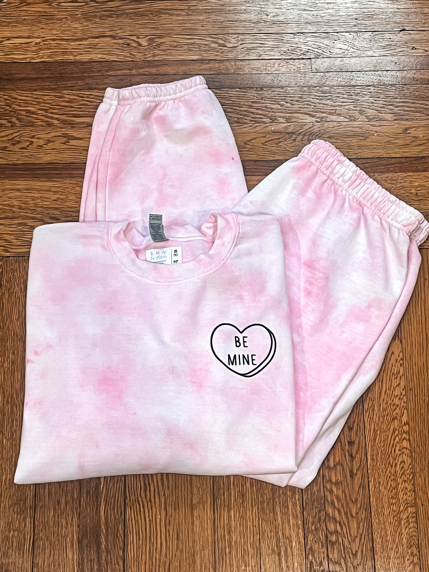 Adult Tie-Dye Sweetheart Sweatshirt & Sweatpants Set - Be Mine